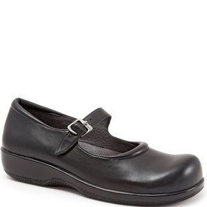 Softwalk Mary Janes 11W